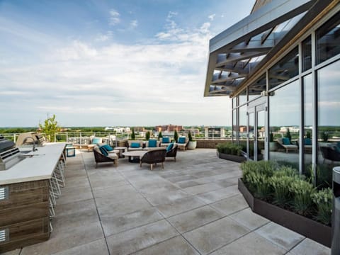 Balcony/Terrace, Internal: Not applicable to any particular room