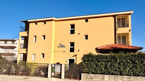 Apartments Sunrise Apartment in Dubrovnik-Neretva County