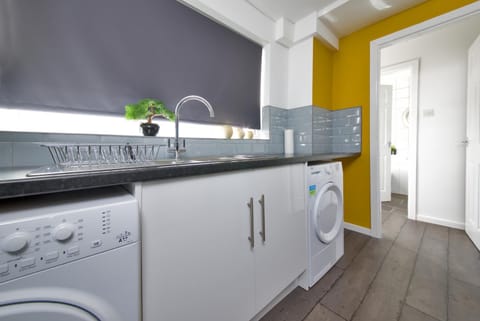 Kitchen or kitchenette, minibar, pet friendly, washing machine, dryer