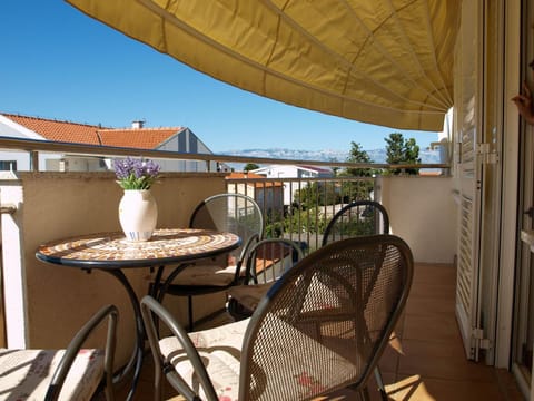 Kristi apartment complex near the sandy beach - by TA Leut Agency Bed and Breakfast in Zadar County