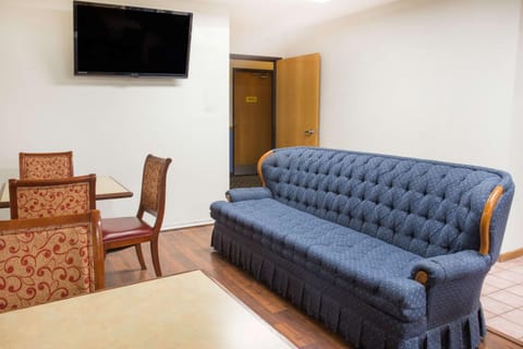 Seating area, On site