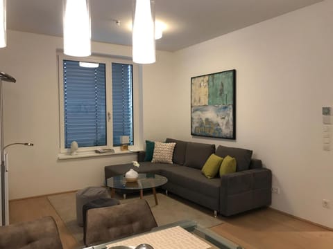 Living room, Lounge or bar, Seating area