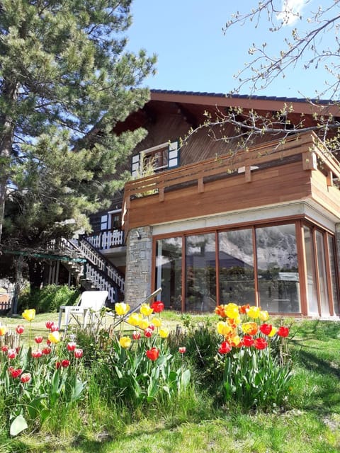 Property building, Garden