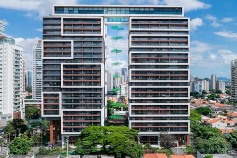 Property building, Street view