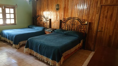 Cabañas Tapalpa Sierra del Tecuan, Cabaña Coyote Chalet in State of Michoacán