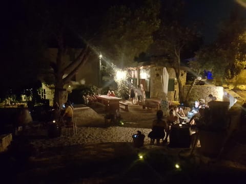 Lounge or bar, On site