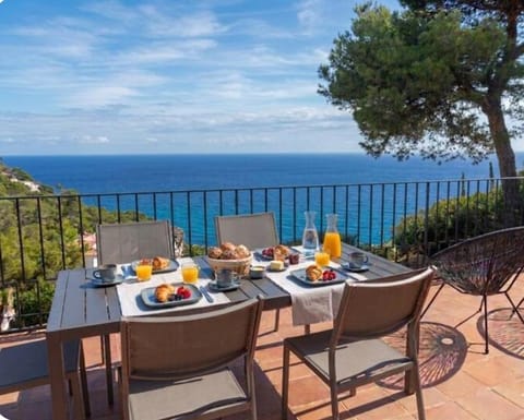 Natural landscape, Balcony/Terrace, Sea view