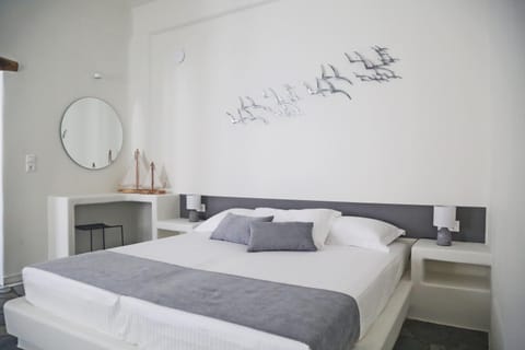 Dafni's Philoxenia Apartment hotel in Naousa