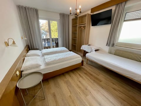 Transit Rooms - Your Stopover, Free Parking Inn in Trentino-South Tyrol