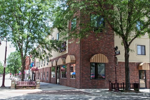 Property building, Facade/entrance