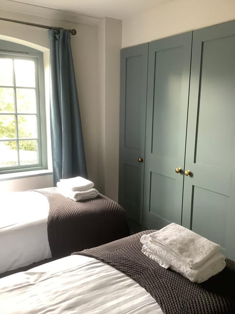 The Mooring Post Bed and Breakfast in Gloucester