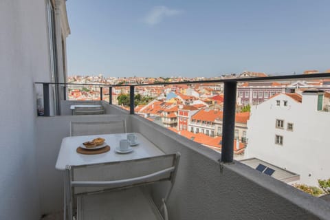 Balcony/Terrace, City view, Street view