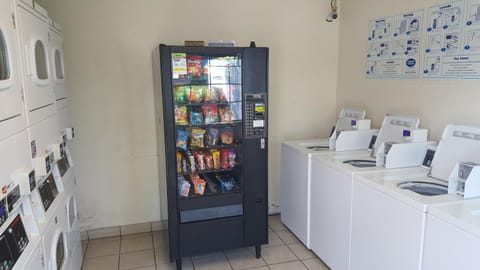 InTown Suites Extended Stay Select New Orleans LA - Harvey Motel in Gretna