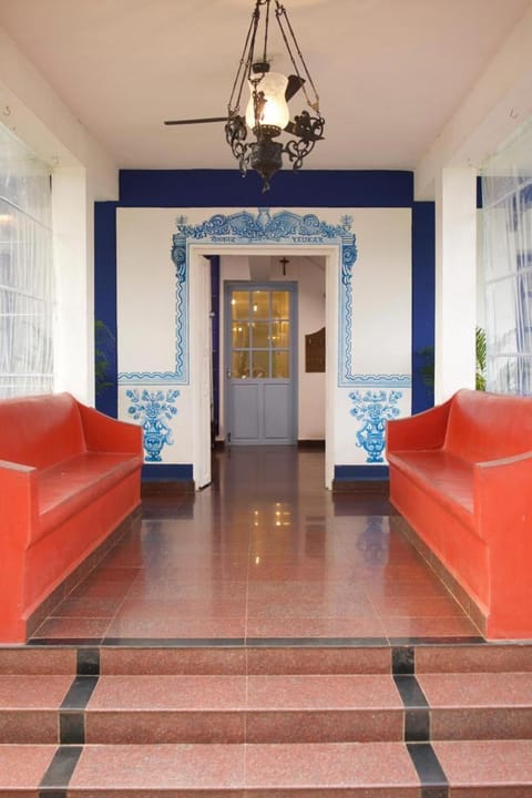 Facade/entrance, Seating area