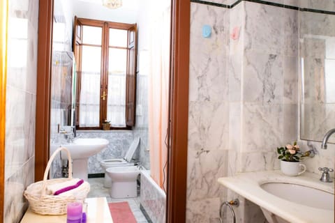 Casa Novecento Apartment in Pisa