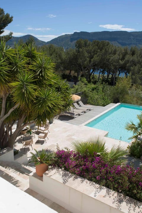 Natural landscape, Garden view, Mountain view, Pool view, Swimming pool, sunbed