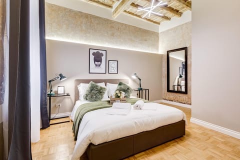 Bed, Photo of the whole room