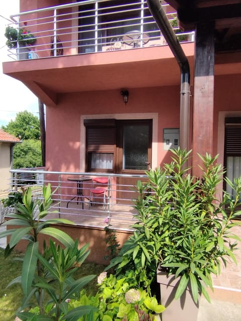 Inner courtyard view