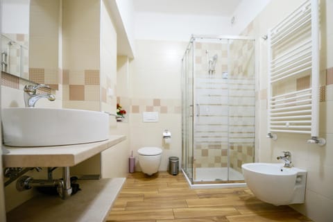 Shower, Toilet, Bathroom, bidet