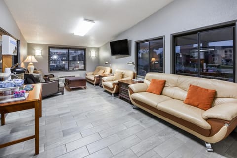 Lobby or reception, On site