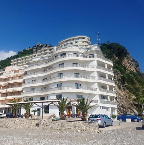 Apartment Studio Premier Apartment in Budva Municipality