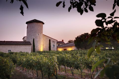 Property building, Facade/entrance, Natural landscape, Landmark view, Sunset