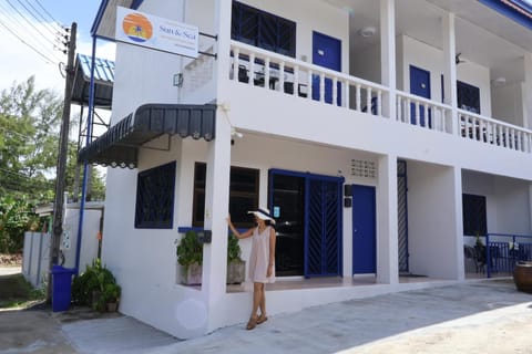 Property building, Parking