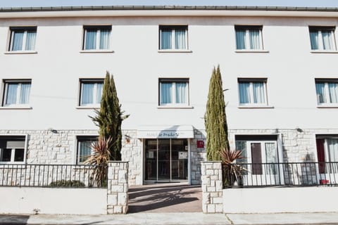 Property building, Balcony/Terrace