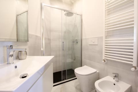 Parrots & Palms Apartment in Bordighera