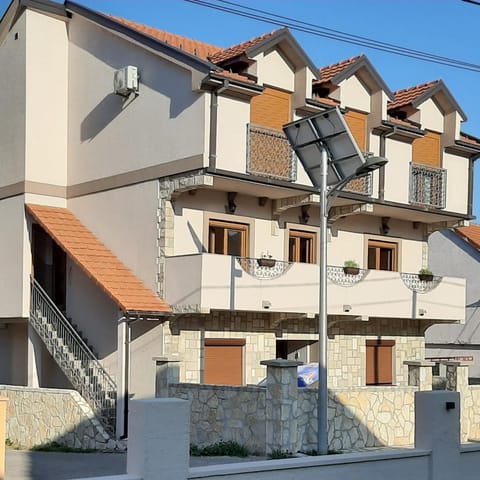 APARTMANI MIA VUKSANOVIC Apartment in Montenegro