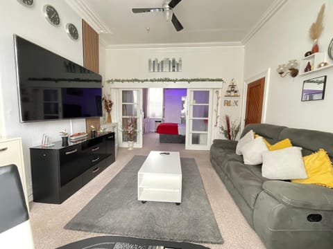 TV and multimedia, Living room