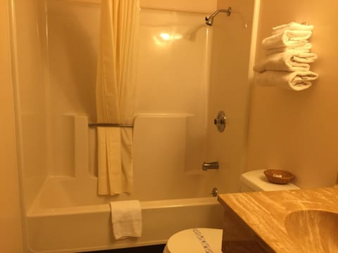 Baxter Inn 4 Less Motel in Baxter Springs