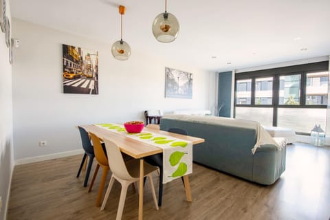 Suite Home Los Alamos sol, playa y golf , parking&Wifi Apartment in Torremolinos