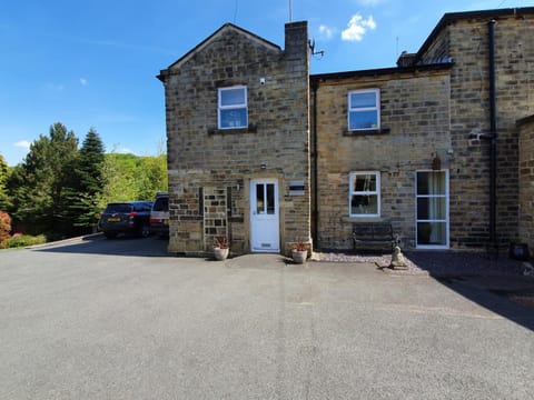 Hazeldene Cottage House in Holmfirth