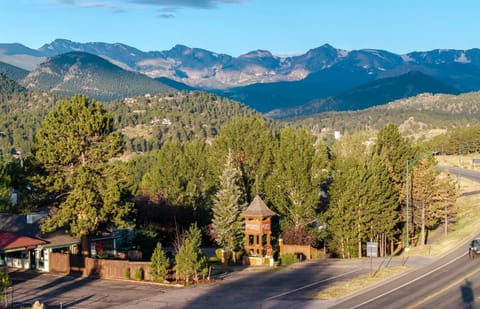 Bird's eye view, Mountain view