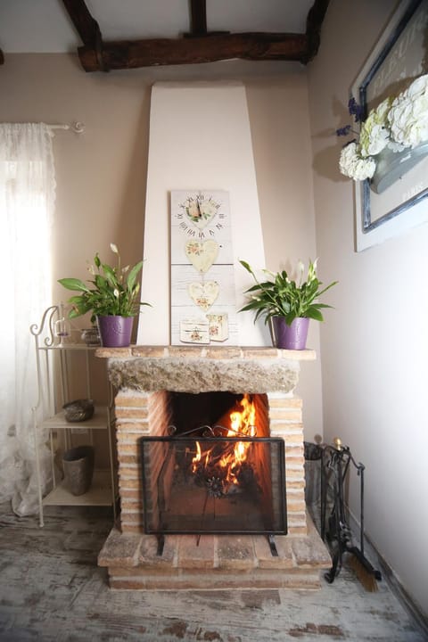 sacrobosco apartment Ulivo Apartment in Umbria