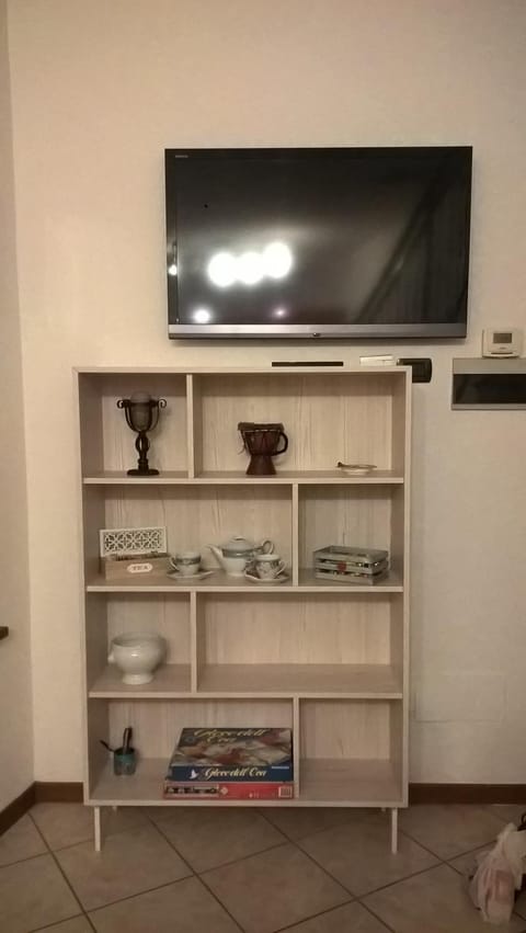 LITTLE FLOWER Apartment in Domaso