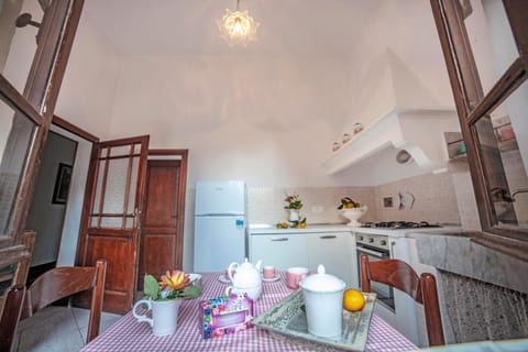 Villa Rosa de Mar Villa in Tuscany