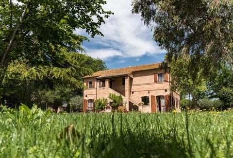 Facade/entrance, Garden