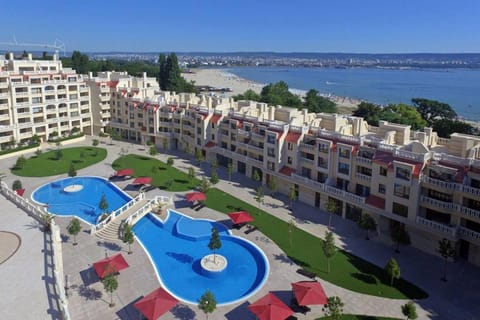 Bird's eye view, City view, Pool view