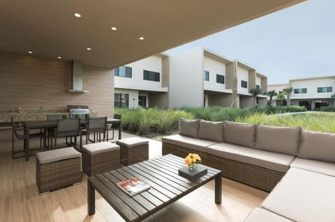 Patio, BBQ facilities, Living room, Seating area