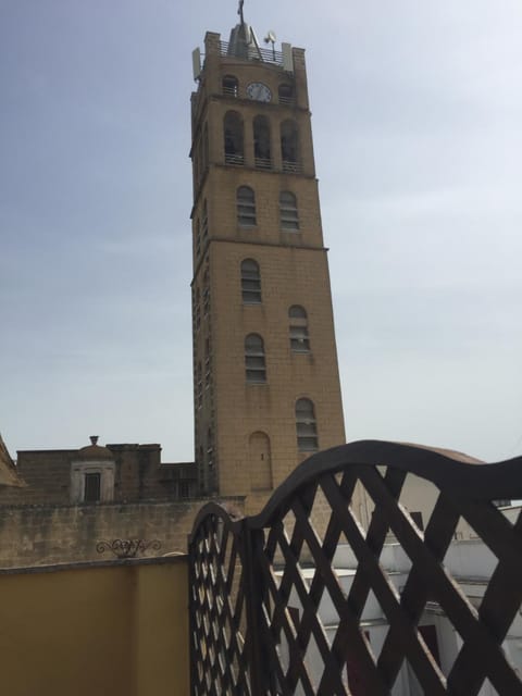 Day, View (from property/room), Balcony/Terrace, Landmark view
