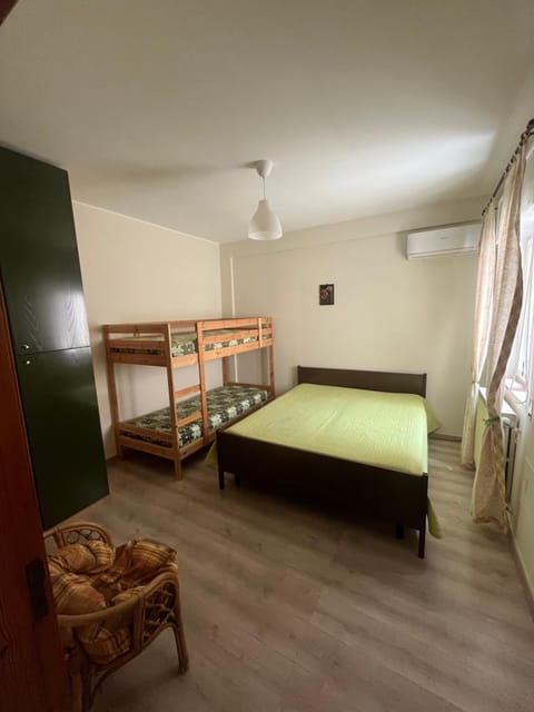 Bed, Photo of the whole room, Bedroom, bunk bed