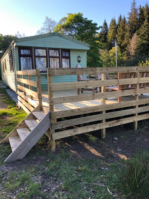 Property building, Facade/entrance, Spring