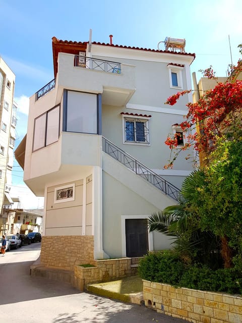 Property building, Facade/entrance, Off site