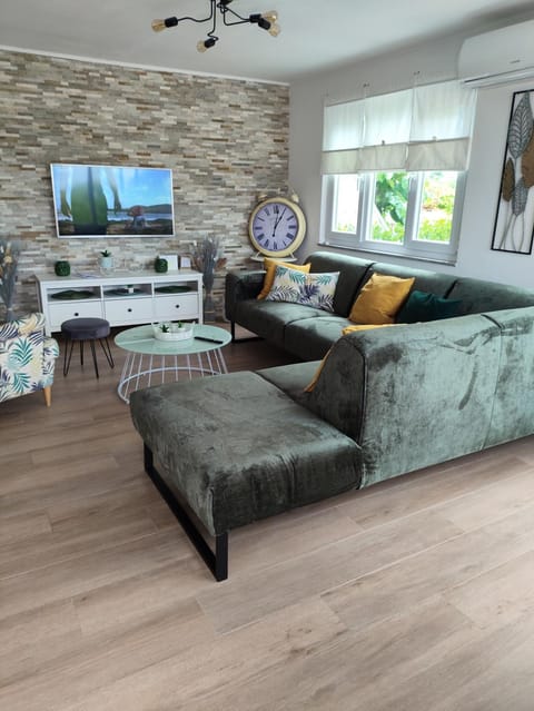 Luka Villa in Šibenik-Knin County, Croatia