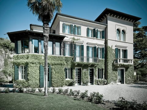 Property building, Garden, Garden view