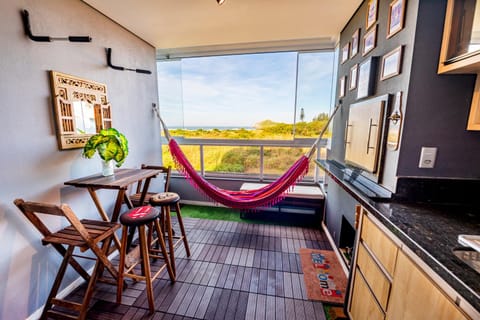 View (from property/room), Balcony/Terrace, Dining area