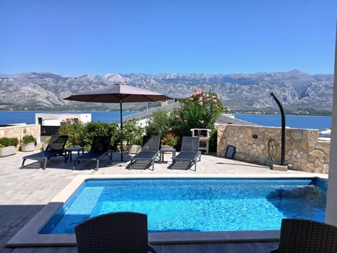 Patio, Natural landscape, View (from property/room), Balcony/Terrace, Mountain view, Pool view, Sea view, Swimming pool, sunbed