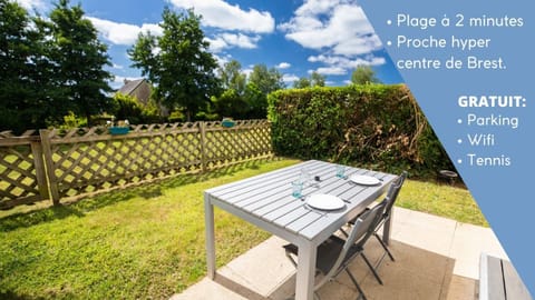 Patio, Garden, Dining area, Garden view